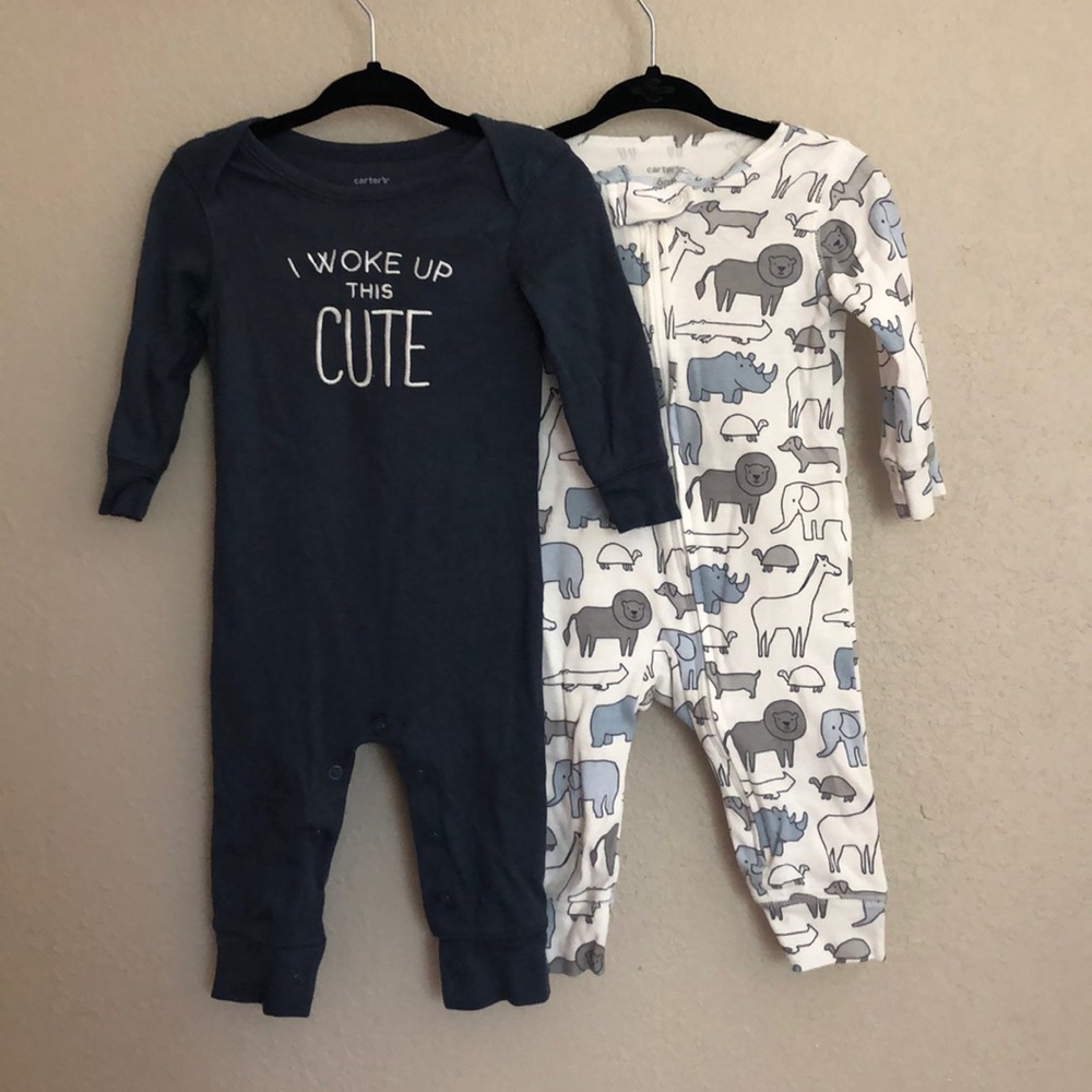 Never worn set carters PJ’s 6m